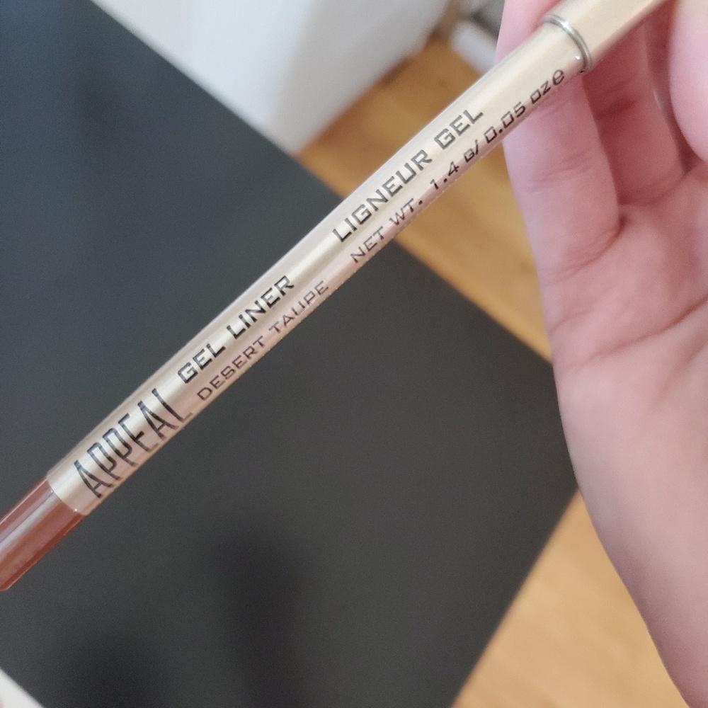 Appeal Gel Liner in Desert Taupe